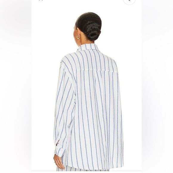SNDYS Revolve Isla Shirt white Blue Stripe blouse quiet luxury Resort NWT M - Picture 3 of 10